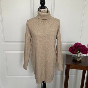 NWOT RD Style Camel Turtleneck L